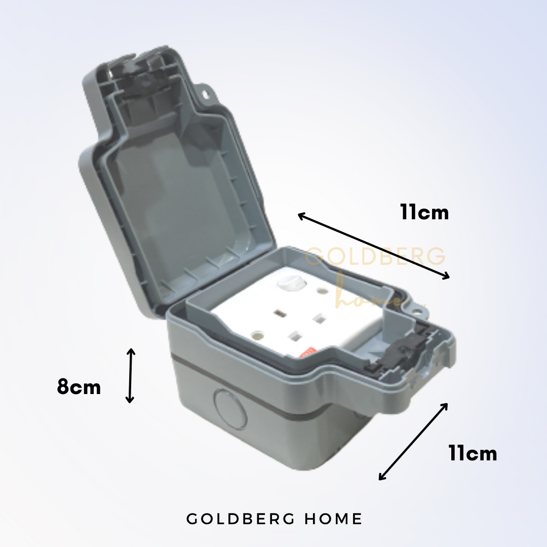 Technical dimensions for FYM single 13A waterproof outdoor socket by Goldberg Home.